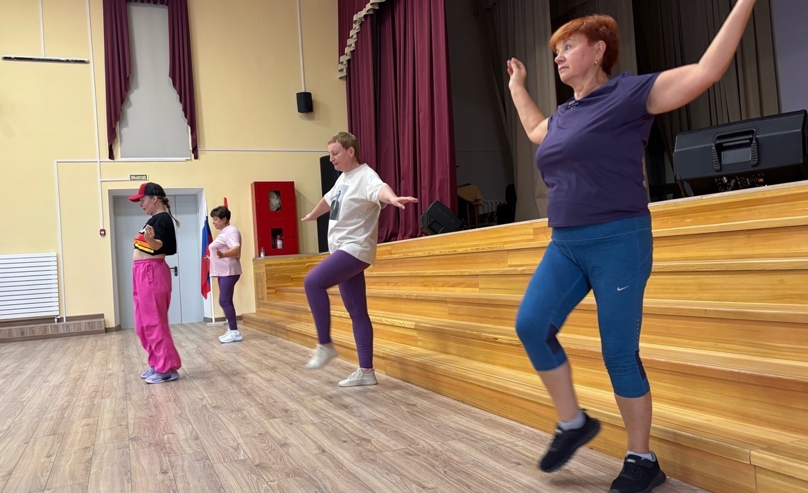 Клубное формирование танцевального фитнеса